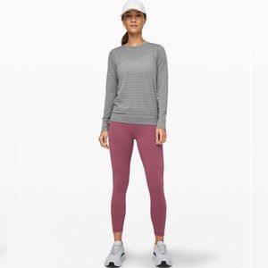 Lululemon In Movement Tight 25" *Everlux